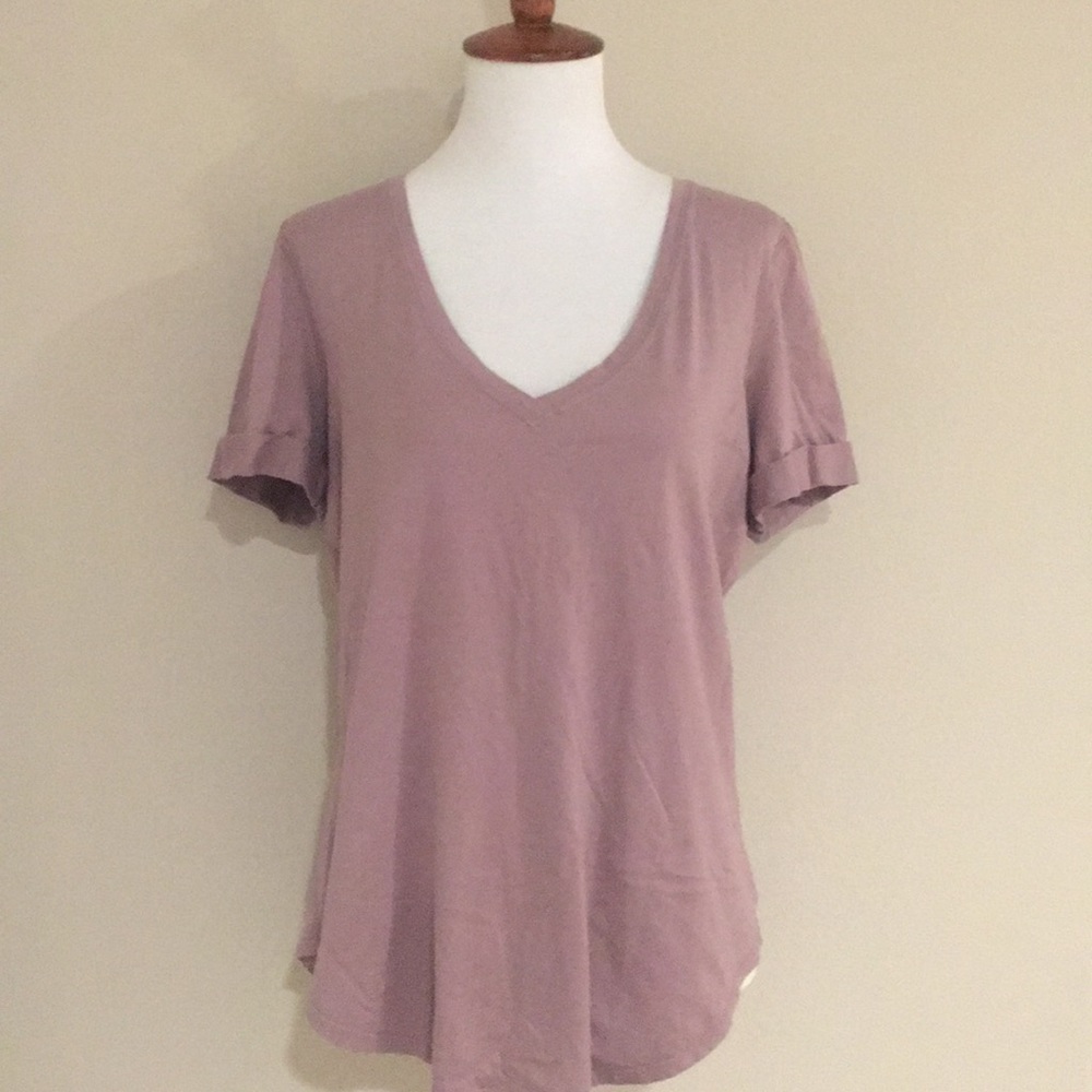 Lulu V-Neck. Size: 8